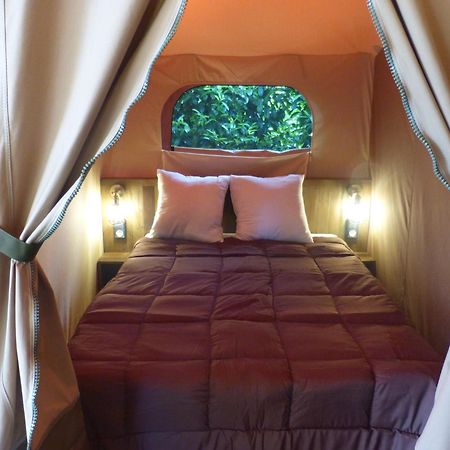 Camping Le Clos De La Lere Cayriech Exterior foto
